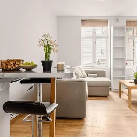 Dinbnb Homes I 4-apartment House In Idyllic Location Μπέργκεν
