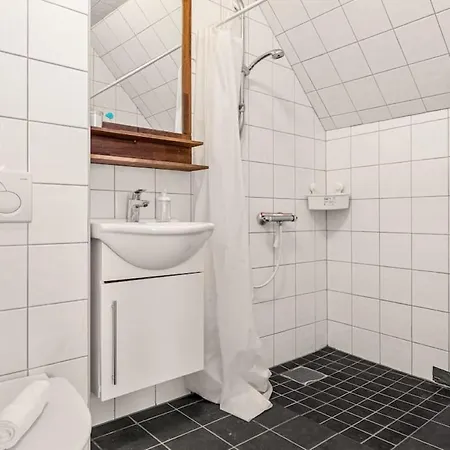 Dinbnb Homes I 4-apartment House In Idyllic Location * Bergen